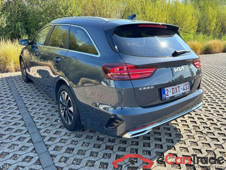 KIA Ceed SW PHEV Ceed SW 1.6 GDi PHEV Business Line DCT #4