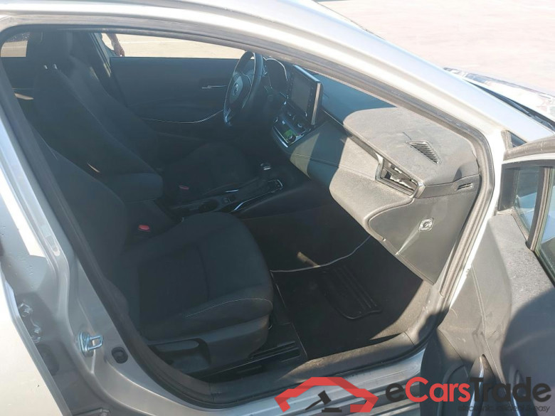 TOYOTA Corolla / 2019 / 5P / familiar 1.8 125H ACTIVE TECH E-CVT TOU SPORT #6
