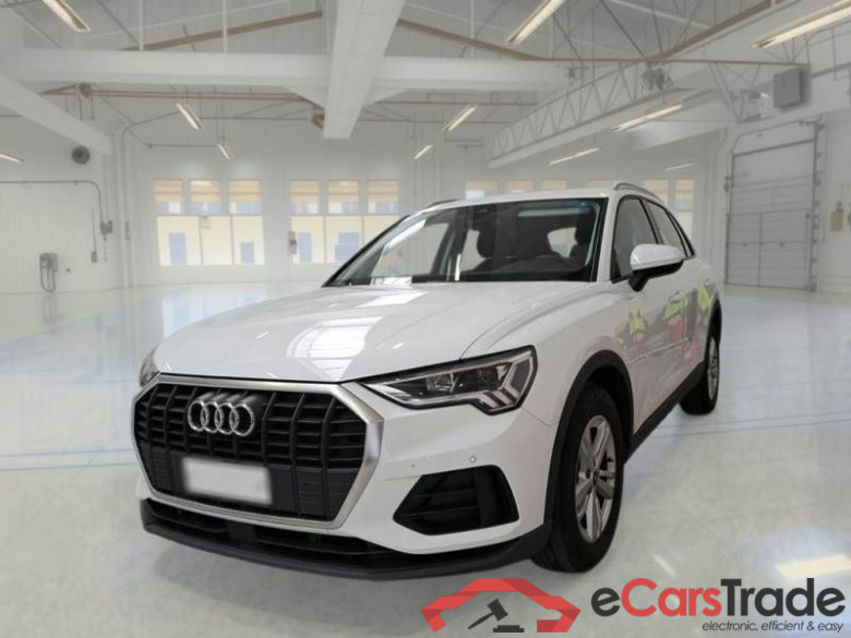 AUDI Q3 / 2018 / 5P / SUV 35 TDI S TRONIC BUSINESS #1
