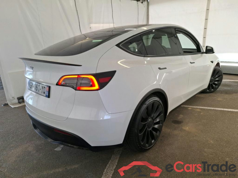 TESLA Model Y / 2020 / 5P / SUV Performance Dual Motor AWD #4