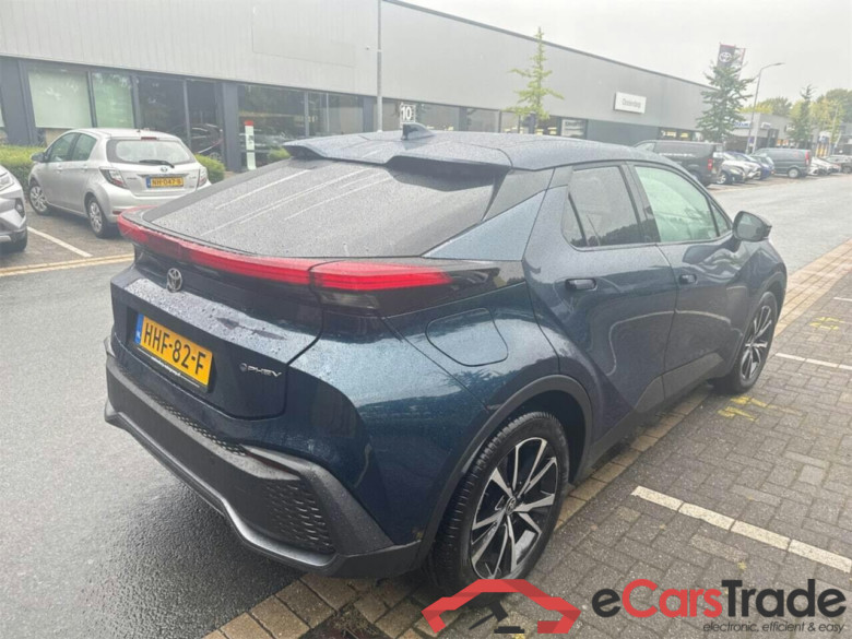 TOYOTA C-HR 2.0 Plug-in Hybrid 220 Dynamic #4