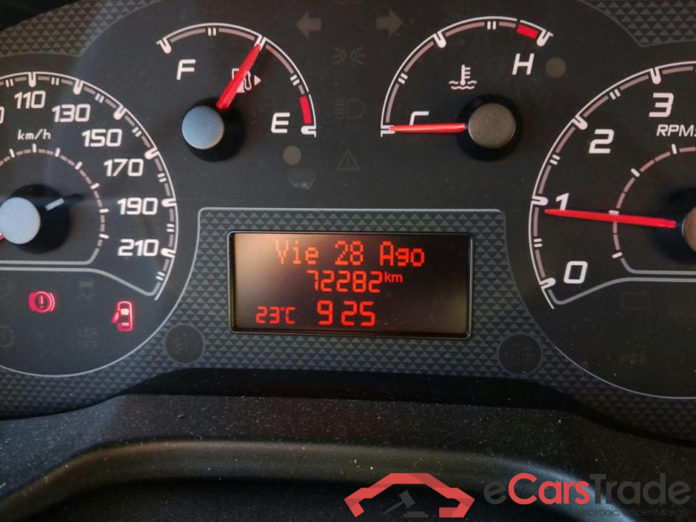 FIAT Fiorino / 2016 / 4P / furgón derivado de turismo Cargo SX N1 1.3 MJet 70 kW (95 CV) (AC) #5