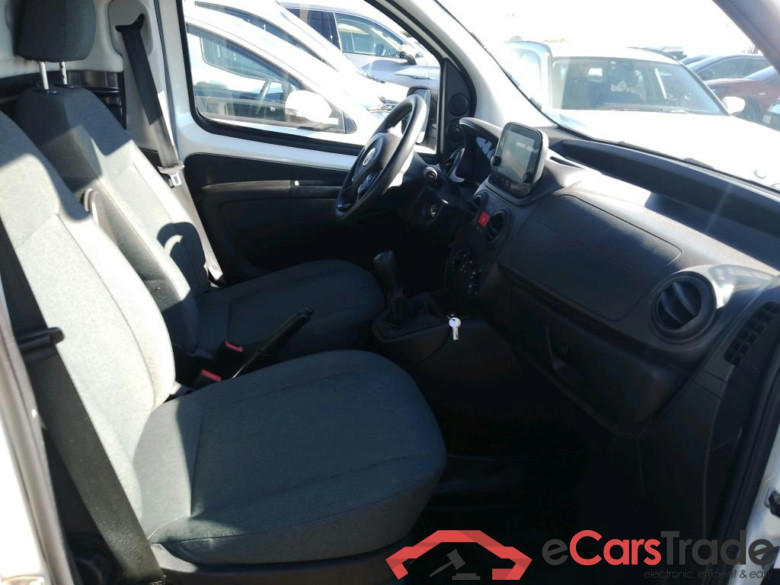 FIAT Fiorino / 2016 / 4P / furgón derivado de turismo Cargo SX N1 1.3 MJet 70 kW (95 CV) (AC) #6