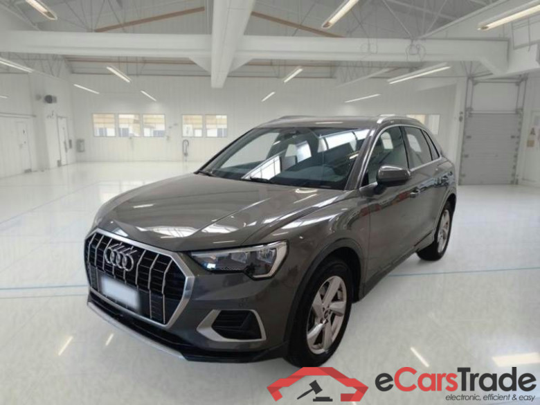 AUDI Q3 / 2018 / 5P / SUV 40 TDI QUATTRO S TRONIC BUSINESS ADVANCE #1