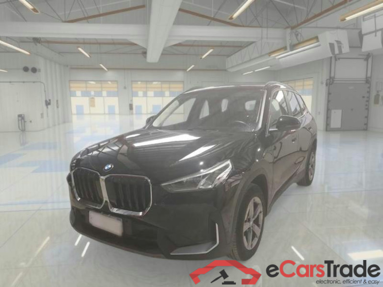 BMW X1 / 2022 / 5P / SUV SDRIVE 18D EDITION ESSENCE DCT #1