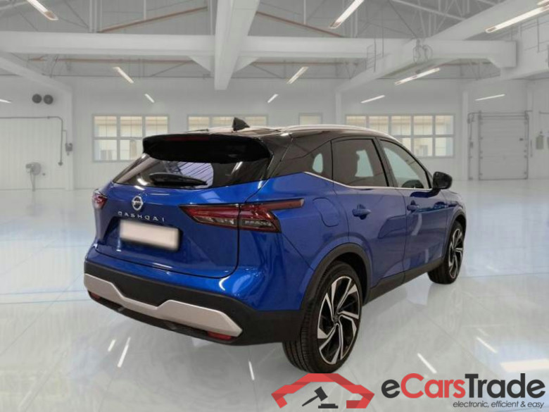 NISSAN QASHQAI / 2021 / 5P / CROSSOVER 1.3 MHEV 158 TEKNA+ 4WD XTRONIC #2