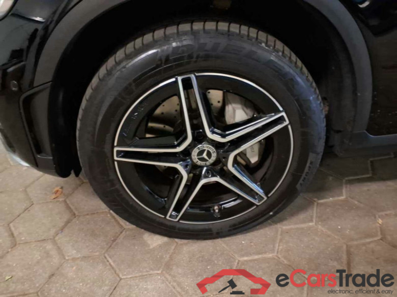 Mercedes-Benz GLC (BM 253)(06.2015->) DE - SUV5 GLC 300 de EU6d, 4Matic AMG Line, (Facelift) 2020 - 2022 #5
