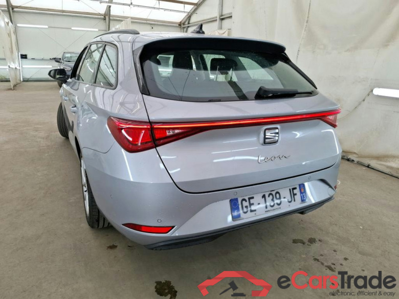 SEAT Leon Sportstourer / 2020 / 5P / Break 2.0 TDI 150 DSG S&S Style Business #2