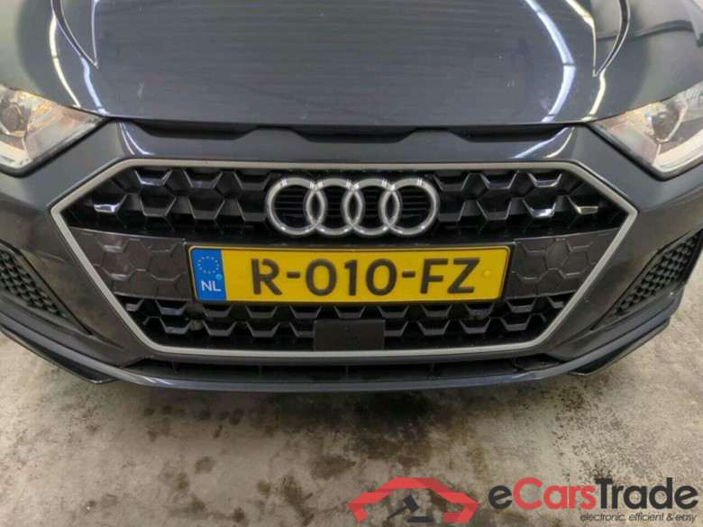 AUDI A1 Sportback 30 TFSI Pro Line #4