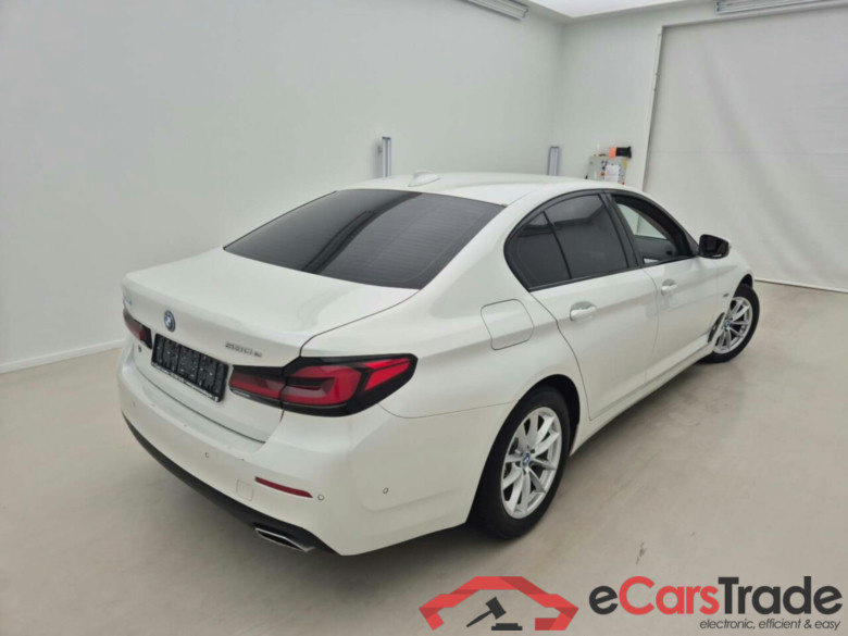 BMW 5-SERIE BERLINE 530E #2