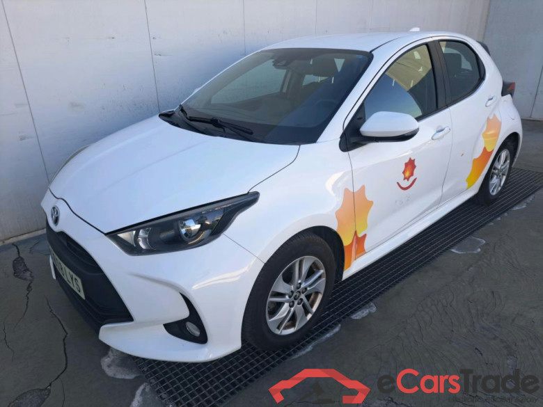 TOYOTA Yaris / 2020 / 5P / berlina con portón 1.5 120H Active Tech