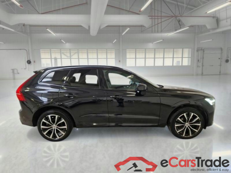 VOLVO XC60 / 2021 / 5P / SUV B5 D AWD AUTOMATICO ULTIMATE DARK #6