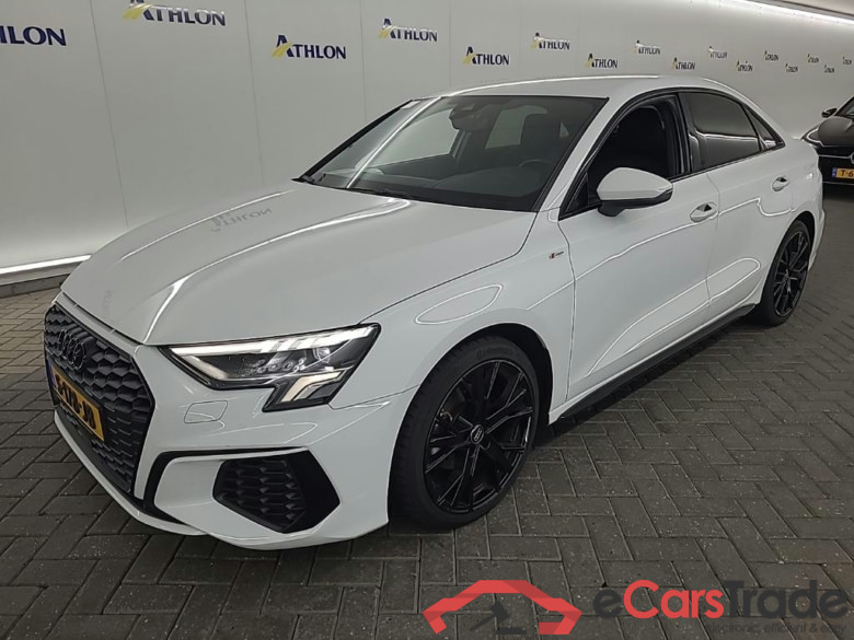 AUDI A3 Limousine 30 TFSI S tronic S edition 4D 81kW #1