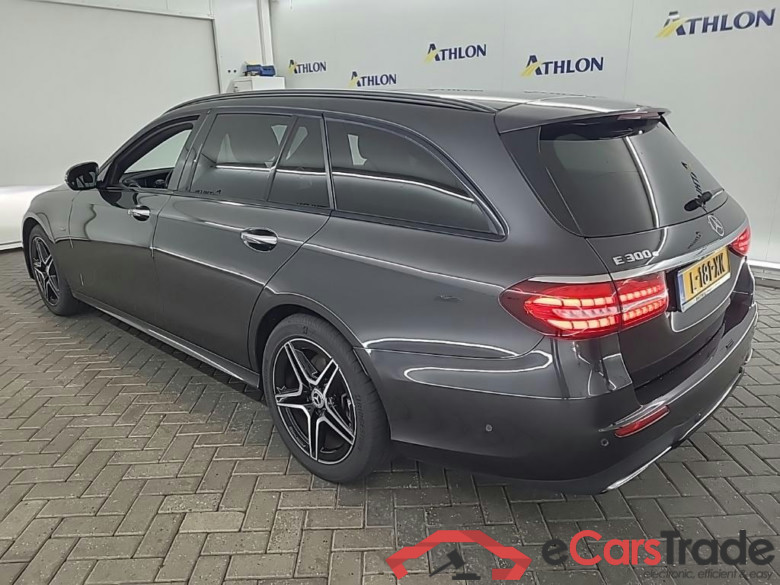 MERCEDES-BENZ E-klasse Estate E 300 e 9G-TRONIC Bus Sol AMG 5D 235kW #4