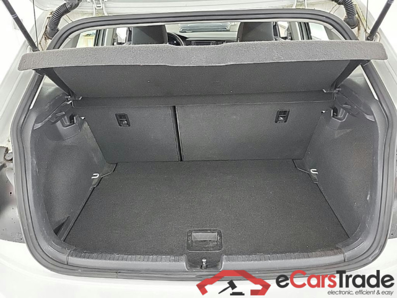 VOLKSWAGEN POLO 1.0 TSI 70kW Life 5D #5