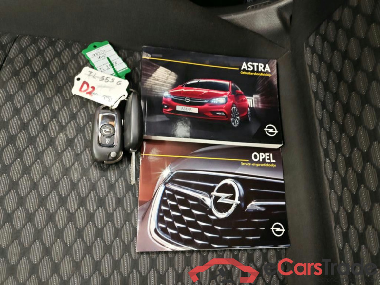 Opel Astra Sports Tourer 1.0 Turbo S/S Online Edition 5d #4