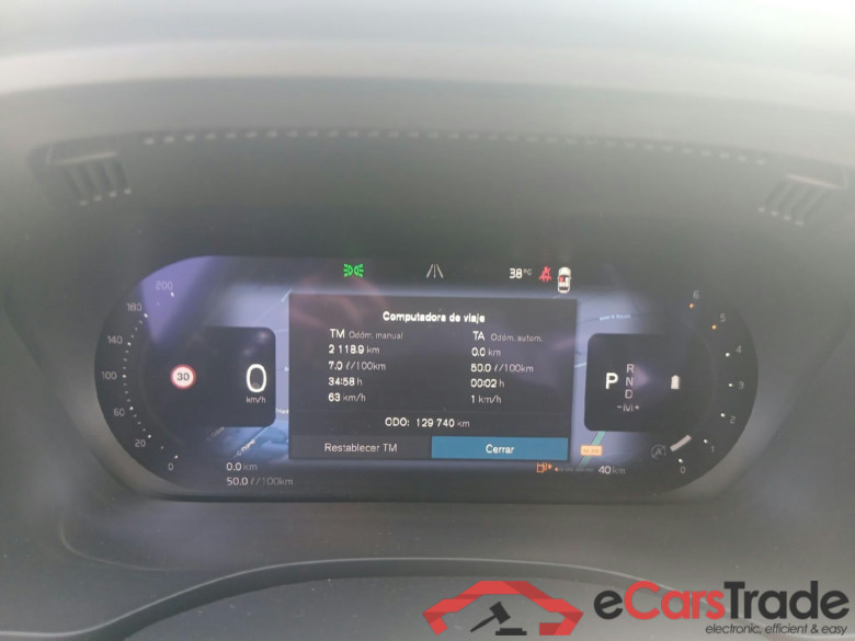 VOLVO XC60 / 2017 / 5P / todoterreno 2.0 B4 D Core Auto #4