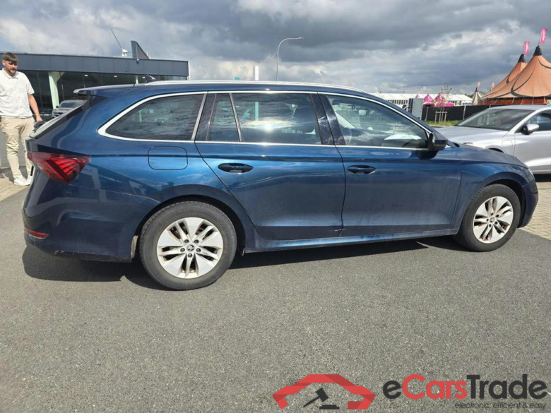 SKODA Octavia Combi Octavia SW 1.5 TSI eTec MHE Clever DSG #1