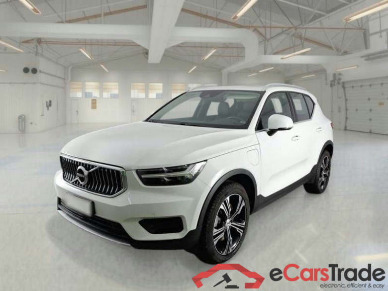 VOLVO XC40 / 2017 / 5P / SUV T5 PLUG-IN HYBRID AUTO RECHARGE INSCR. #1