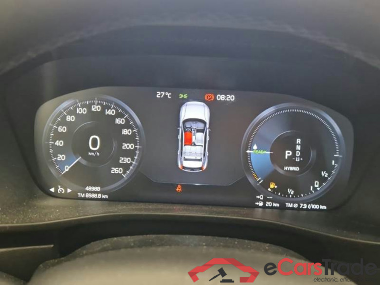 VOLVO XC40 / 2021 / 5P / SUV T4 RECHARGE PLUG-IN AUTO PLUS BRIGHT #4