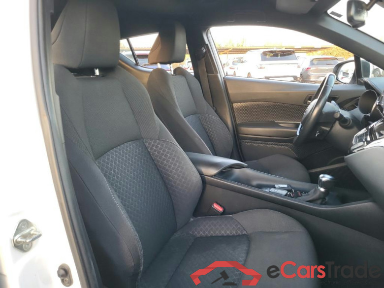 TOYOTA C-HR / 2019 / 5P / todoterreno 1.8 125H Active #6