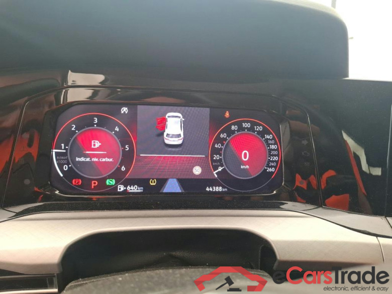 Golf / 2020 / 5P / Berline 2.0 TDI SCR 115 DSG7 LIFE BUSINESS #6