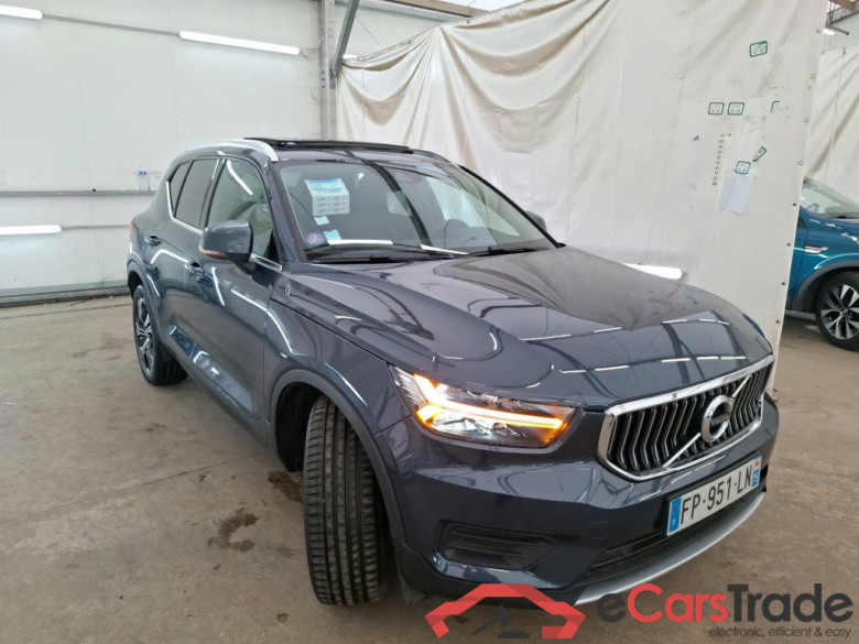 VOLVO XC40 / 2017 / 5P / SUV T5 TWE 262 DCT7 Inscription Luxe #5