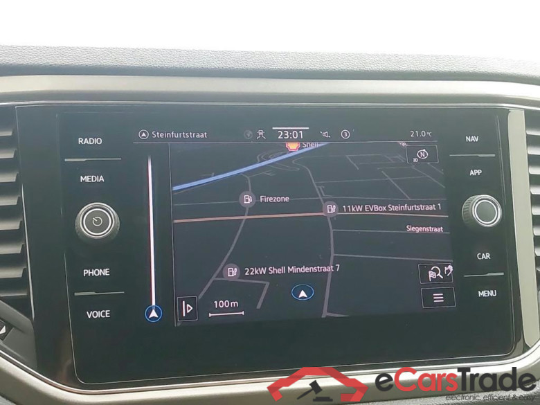 VOLKSWAGEN T-Roc 81 kW #3