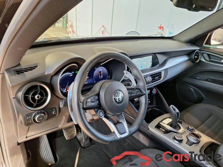 ALFA ROMEO STELVIO / 2017 / 5P / SUV 2.2 TD 160 CV SPRINT AT8 RWD #3