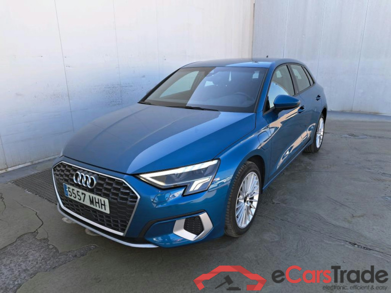 AUDI A3 / 2020 / 5P / berlina con portón Sportback Advanced 40 TFSI e 150kW S tro #1