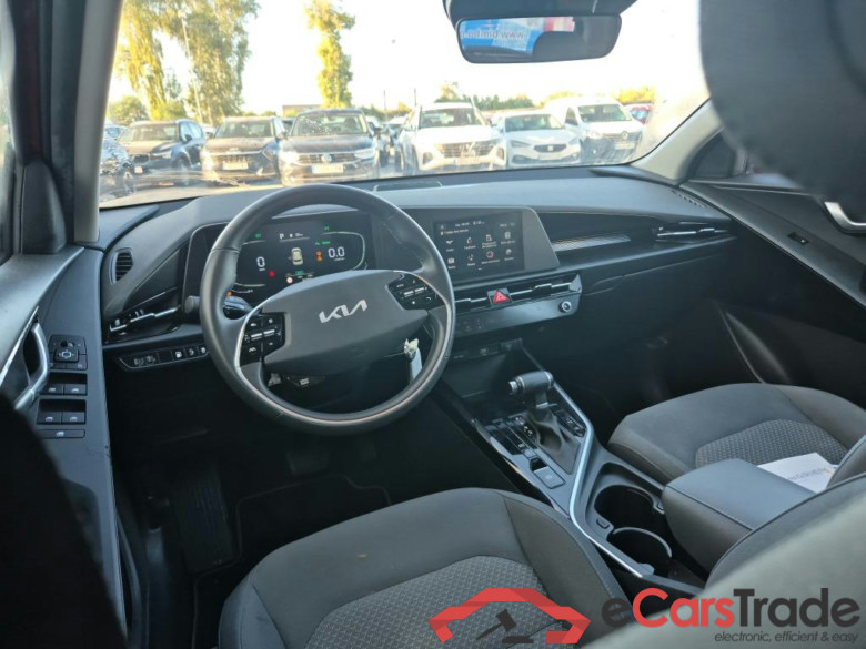KIA Niro / 2022 / 5P / crossover 1.6 GDi PHEV 135kW (183CV) Concept #3