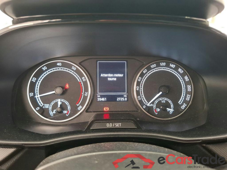 Fabia Ambition 1.0 MPI 80CV BVM5 E6d #6