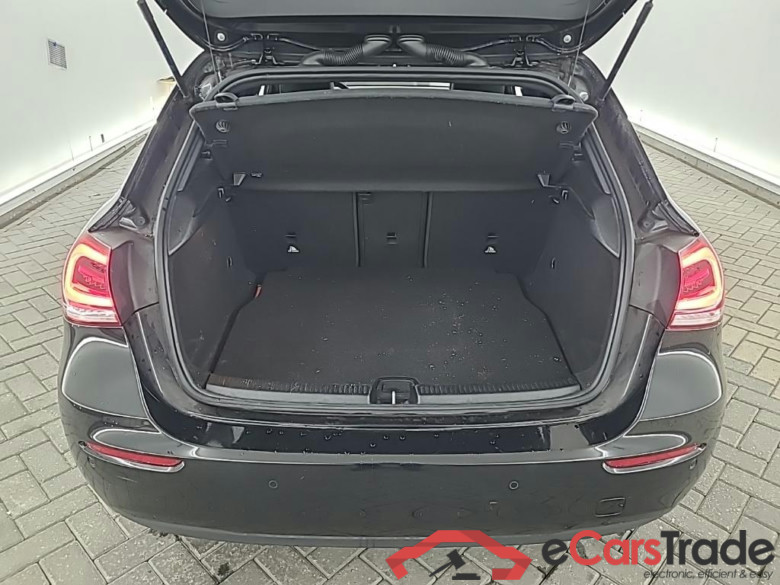 MERCEDES-BENZ A-klasse A 180 7G-DCT Business Solution 5D 100kW #5
