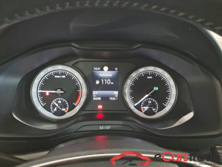 SKODA KAROQ / 2017 / 5P / SUV 2.0 TDI 85KW EVO SCR S-TECH DSG #4