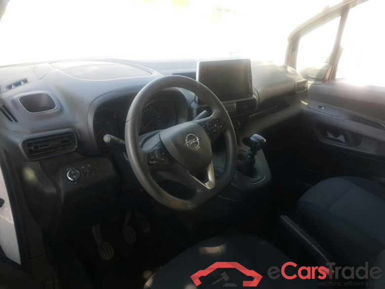 OPEL Combo / 2018 / 3P / furgón derivado de turismo 1.5 TD 75kW (100CV) Express L H1 650kg (AC) #3