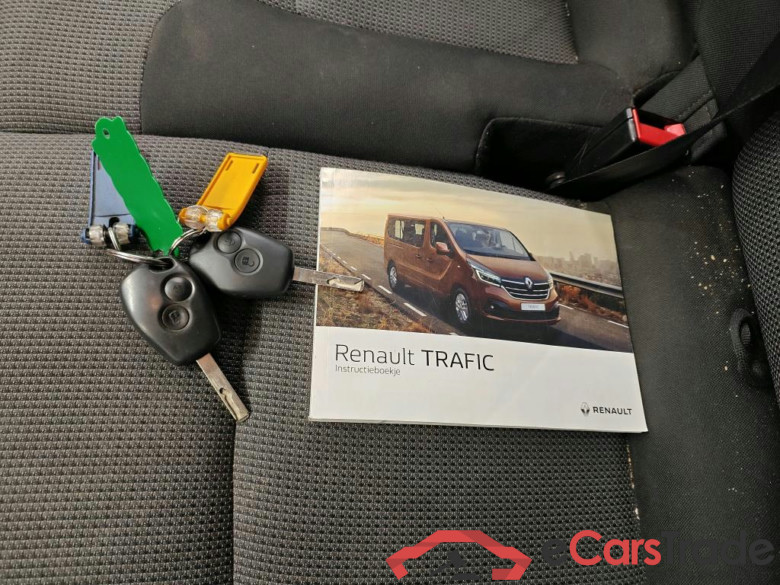 Renault Trafic L1H1 T29 ENERGY 2.0 dCi 145 EDC Comfort 4d #4