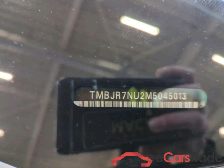 SKODA Karoq 110 kW #3