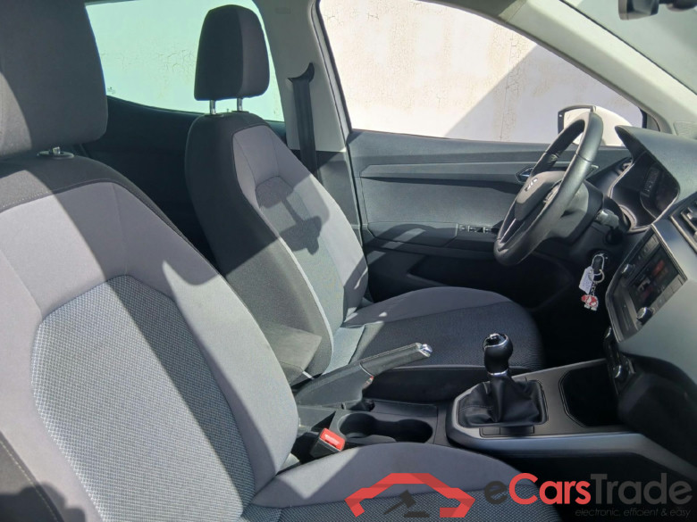 SEAT Arona / 2017 / 5P / todoterreno 1.0 TSI 70kW (95CV) Style Edition Eco (CX) #6