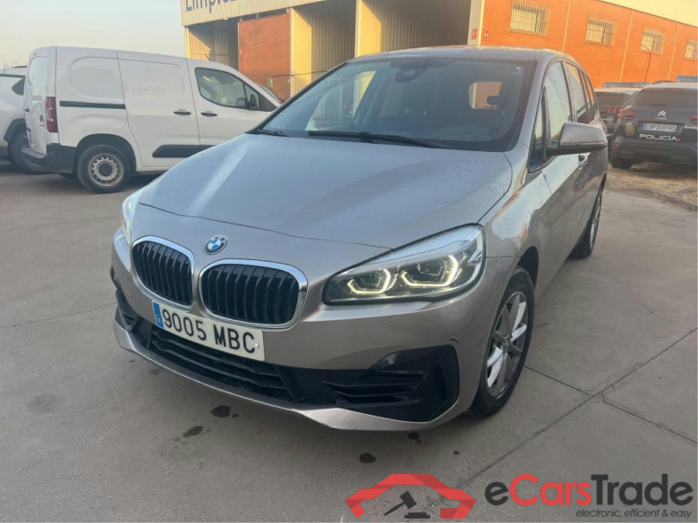BMW Serie 2 Gran Tourer/2018/5P/monovolumen compacto 216d   7 plazas #1