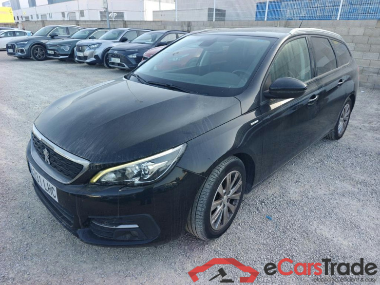 PEUGEOT 308 / 2017 / 5P / familiar SW Style BlueHDi 130 S&S 6 Vel. MAN #1