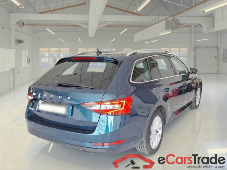 SKODA SUPERB WAGON / 2019 / 5P / STATION WAGON 2.0 TDI EVO 110KW EXECUTIVE DSG #2