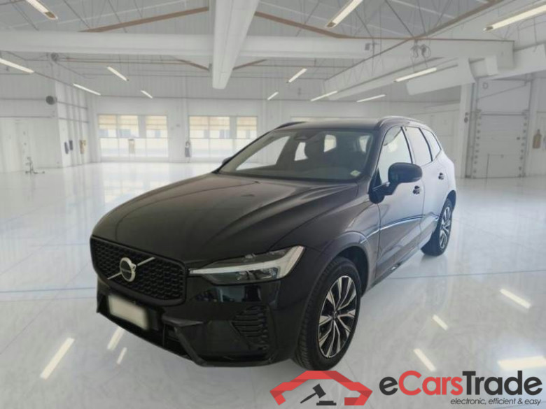 VOLVO XC60 / 2021 / 5P / SUV B4 D automatico Plus Dark