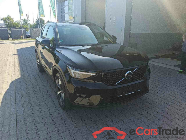 Volvo XC40 (2017->) DE - SUV5 B4 2WD EU6d, Plus Dark, (Facelift) 2022 - 2024 #2