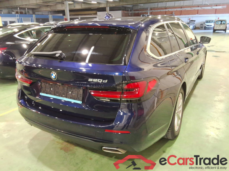 BMW 5 TOURING DIESEL - 2020 520 dA MHD #4