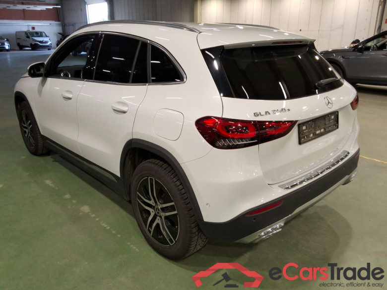 MERCEDES-BENZ GLA 1.3 GLA 250 E DCT BUSINESS SOLUTION #2