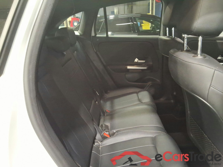 MERCEDES-BENZ GLA 1.3 GLA 250 E DCT BUSINESS SOLUTION #5