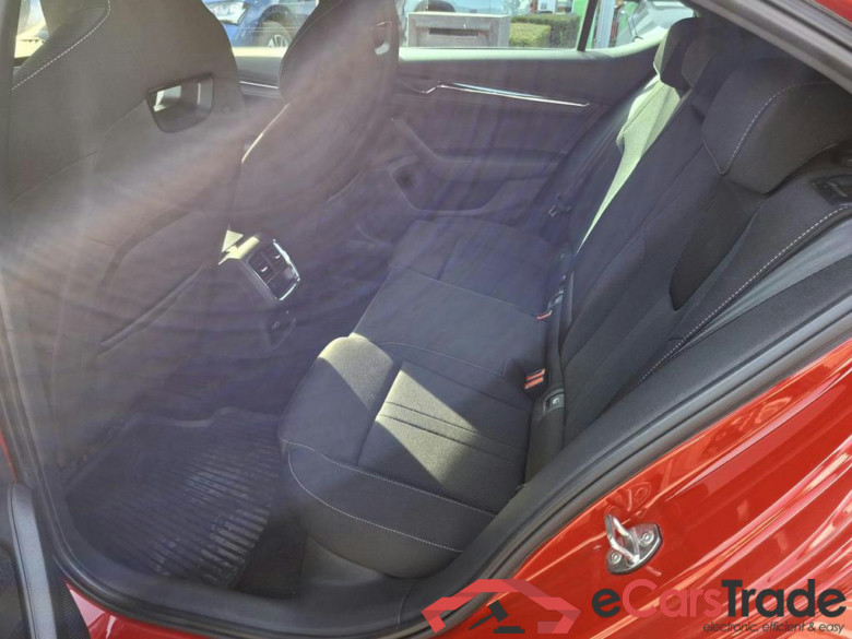 SKODA Octavia 1.5 TSI eTec MHE Style DSG #5