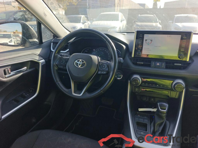 TOYOTA Rav4 / 2018 / 5P / todoterreno 2.5l 220H Advance #3