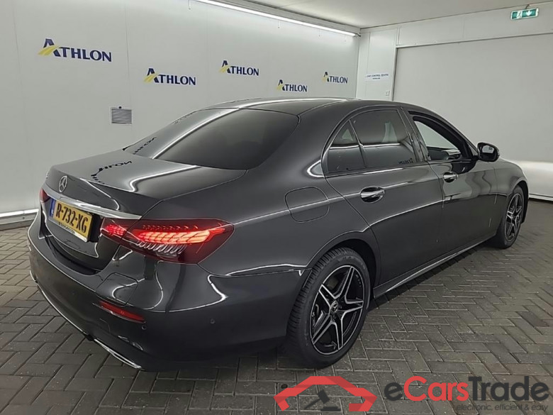 MERCEDES-BENZ E-Klasse Limousine E 300 e AMG Line 4D 235kW #3
