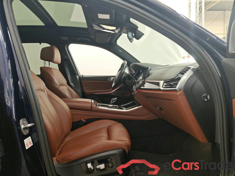 BMW X5 xDrive45e 5d #3